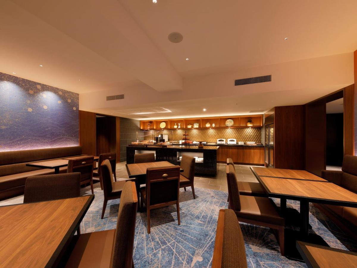The Hotel Sanraku Kanazawa 21Th December 2022 Open Экстерьер фото The lounge at Haneda Airport