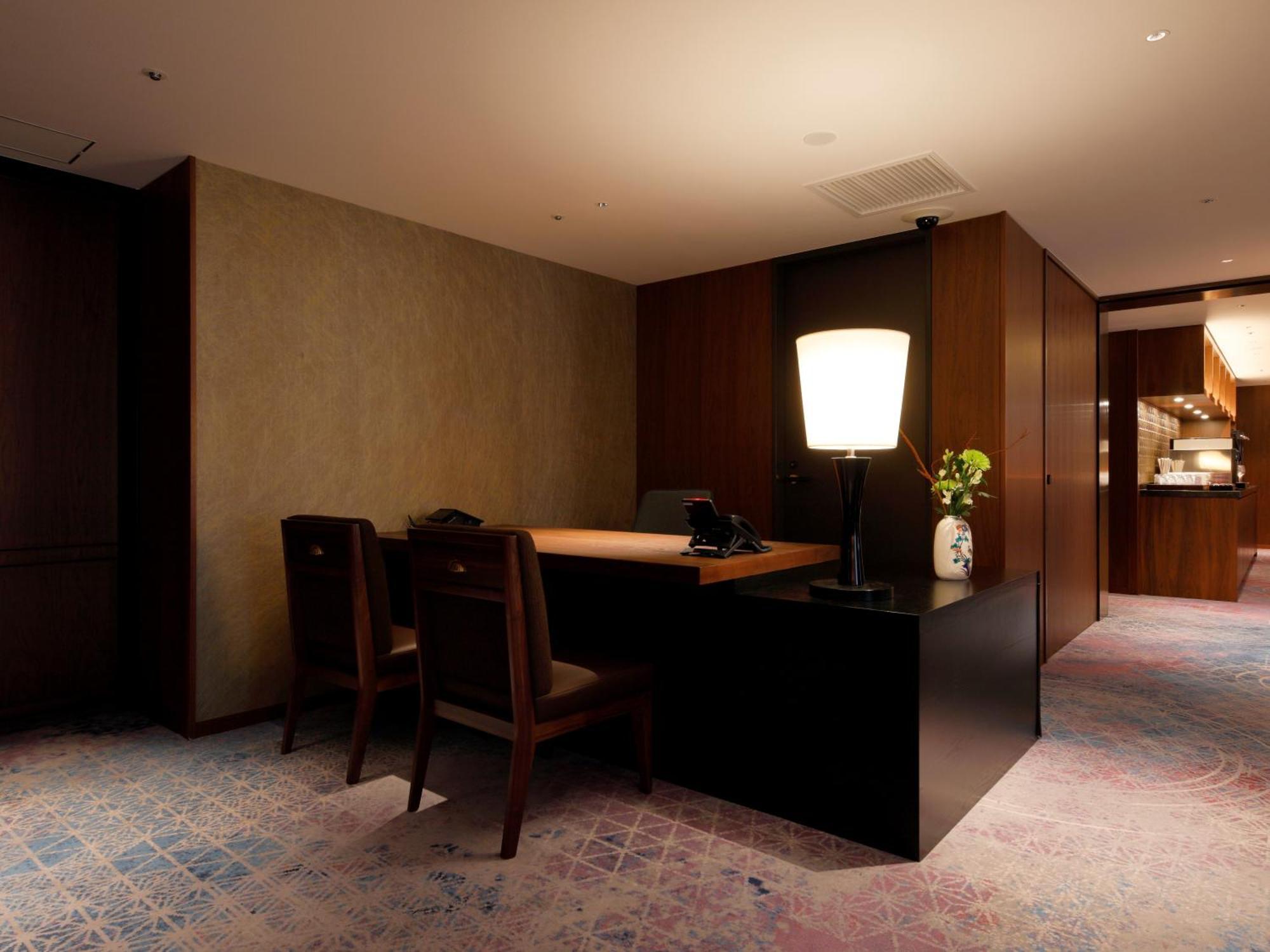 The Hotel Sanraku Kanazawa 21Th December 2022 Open Экстерьер фото A suite at the hotel